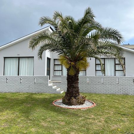 Tassies Vila Gansbaai Exterior foto
