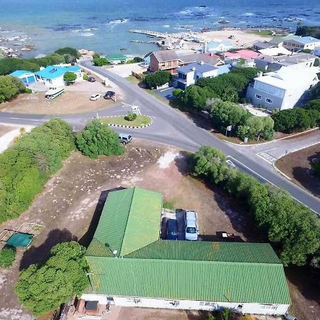 Tassies Vila Gansbaai Exterior foto